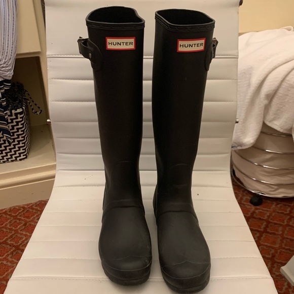 Womens Size 9 Like New Hunter Boots - Picture 1 of 3